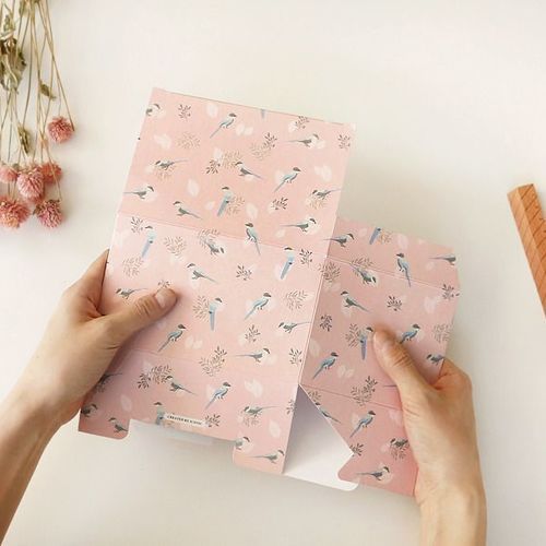 Iconic Pattern Gift Box - Image 14