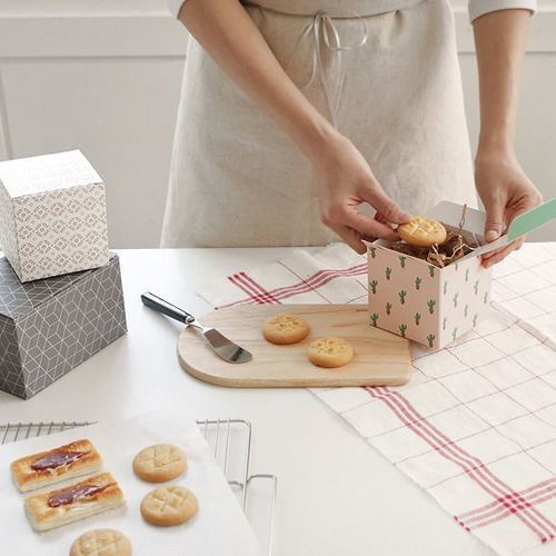 Iconic Pattern Gift Box - Image 37