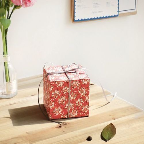 Iconic Pattern Gift Box - Image 24