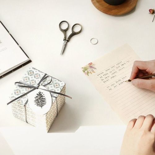 Iconic Pattern Gift Box - Image 9