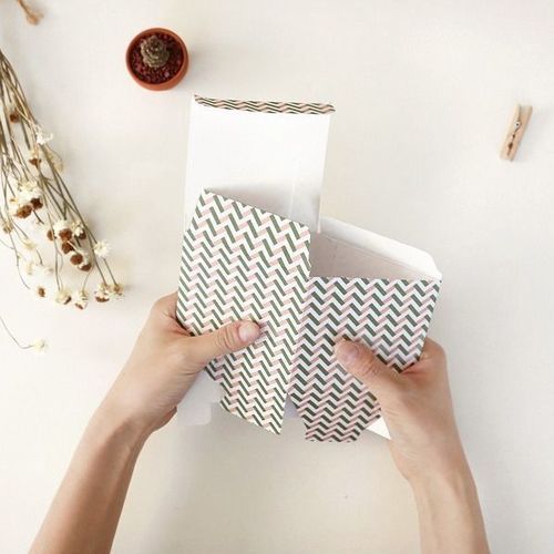 Iconic Pattern Gift Box - Image 15