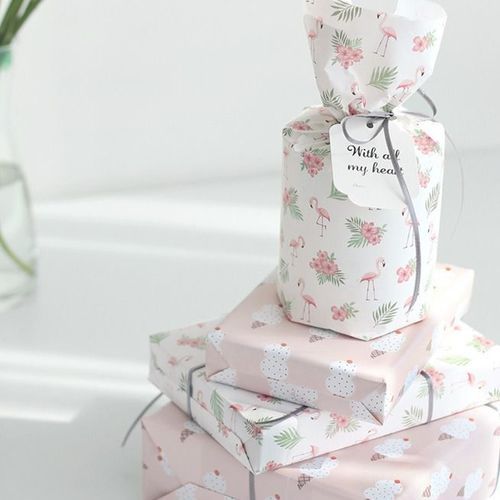 Iconic Gift Wrapping Paper Set v2 - Image 5