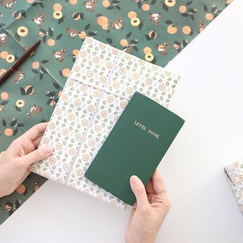 Iconic Gift Wrapping Paper Set v2 - Image 17