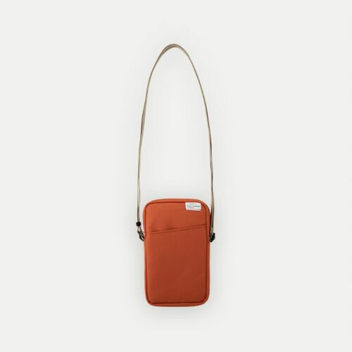 A Low Hill Phone Crossbody Bag - Image 2