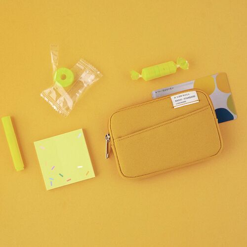 A Low Hill Basic Card Pouch - Image 14