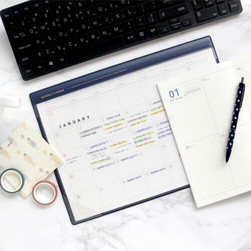 Dateless A4 Monthly Desk Pad