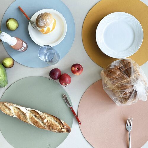 Circle Edge Leather Dining Placemat