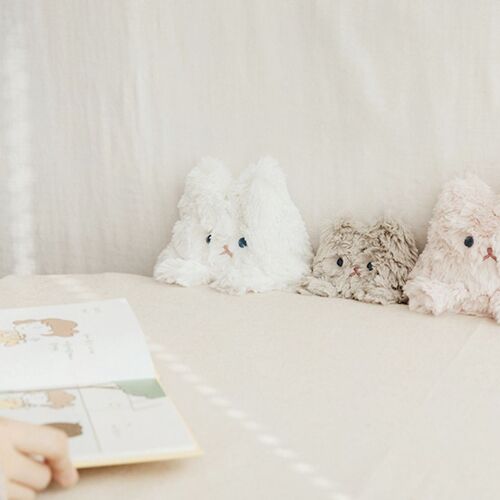 Piyo Cat Fur Zipper Clutch - Image 14